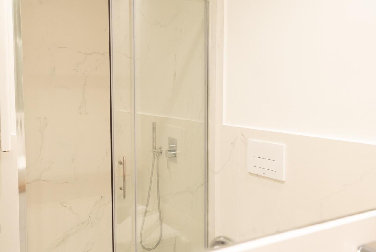 Liv - Luminous & Spacious In Pagrati Athens Exterior photo