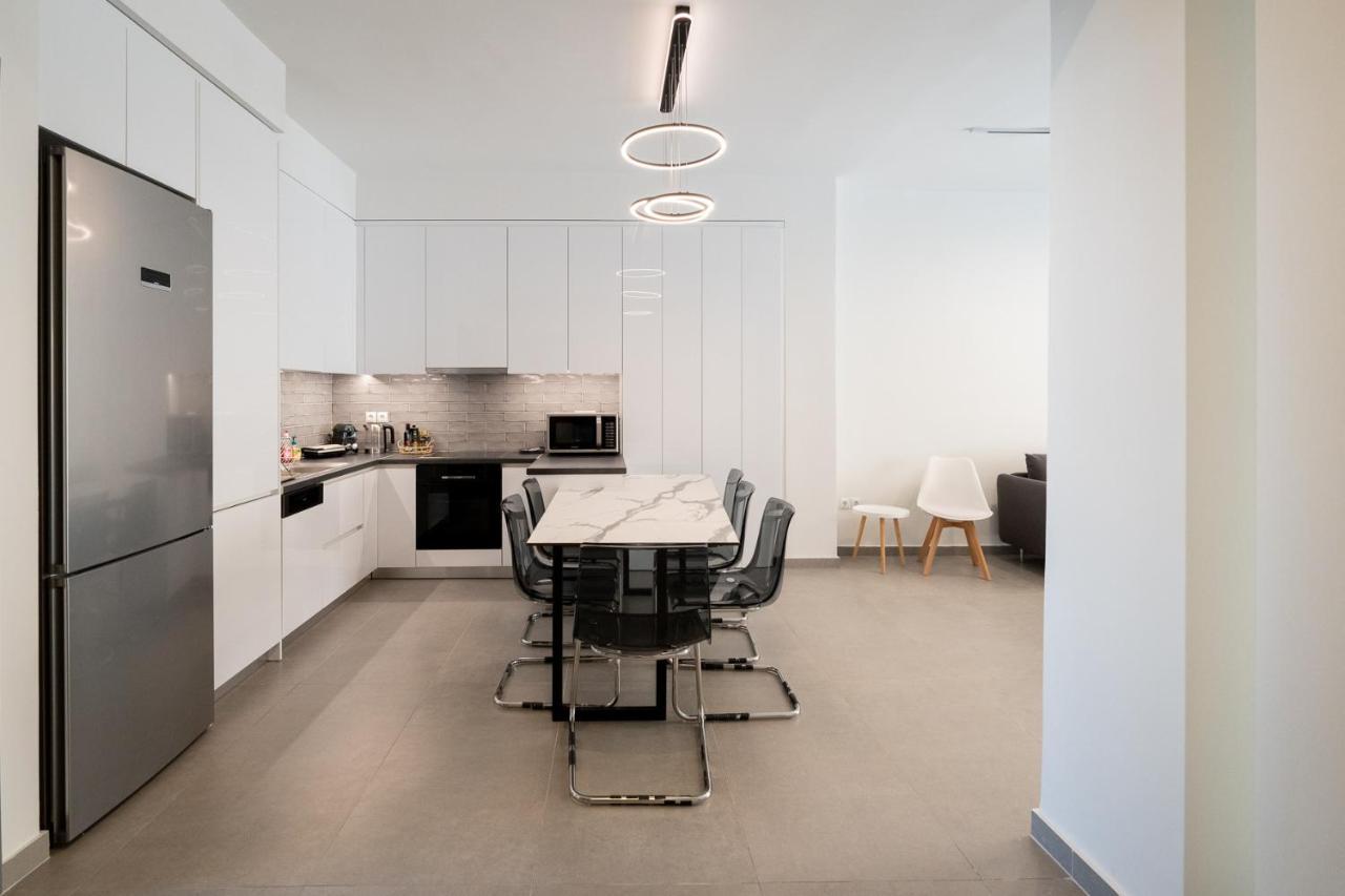 Liv - Luminous & Spacious In Pagrati Athens Exterior photo